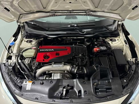 Used 2019 Honda Civic Type R image 32