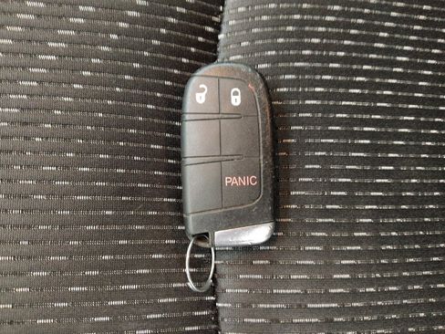 Used 2019 Dodge Journey SE w/ Connectivity Group image 32