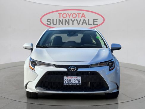 Used 2022 Toyota Corolla LE image 11