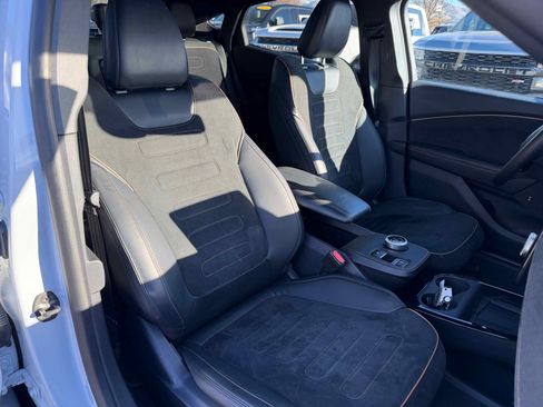 Certified 2023 Ford Mustang Mach-E GT image 32