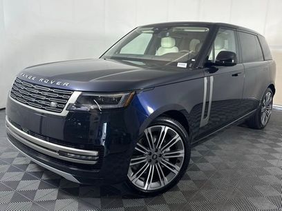 New 2025 Land Rover Range Rover Long Wheelbase SE