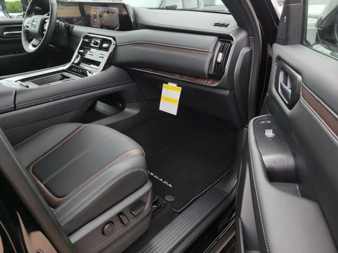 New 2026 Nissan Armada SL AWD/4WD image 11