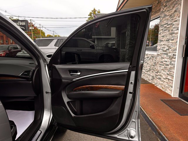 Used 2019 Acura MDX w/ Technology Package AWD/4WD image 11
