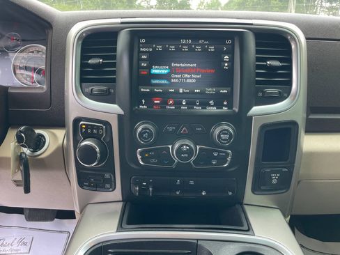 Used 2018 RAM 1500 SLT AWD/4WD image 14