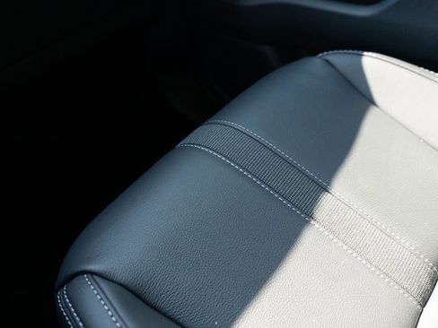 New 2025 Honda Pilot EX-L image 23