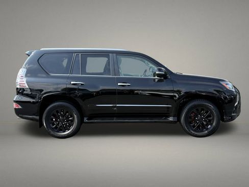 Used 2018 Lexus GX 460 image 6