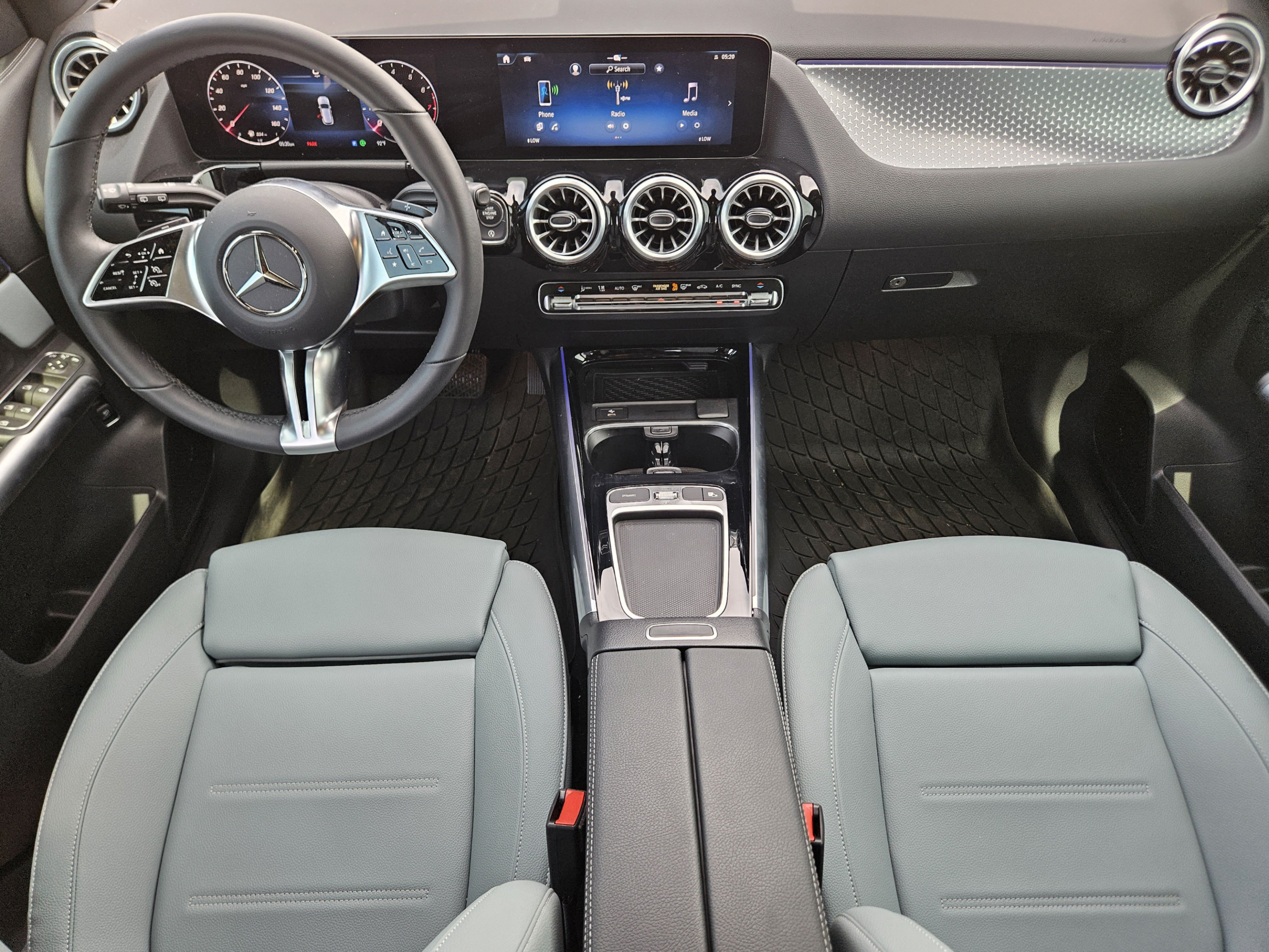 Certified 2026 Mercedes-Benz GLA 250 image 17