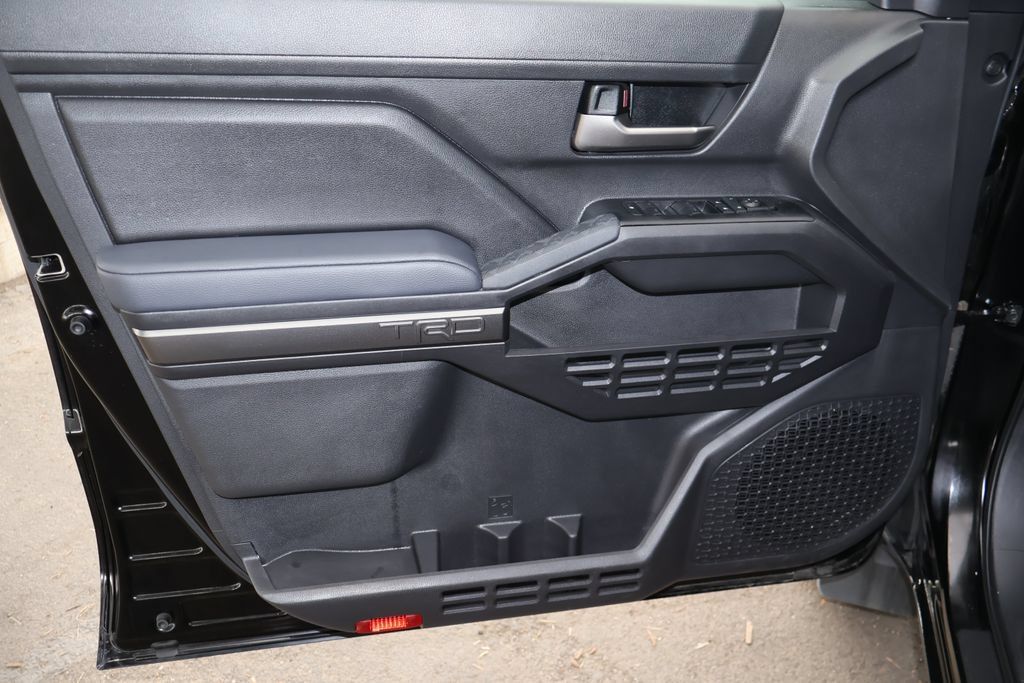 Certified 2026 Toyota Tacoma TRD Off-Road AWD/4WD image 19