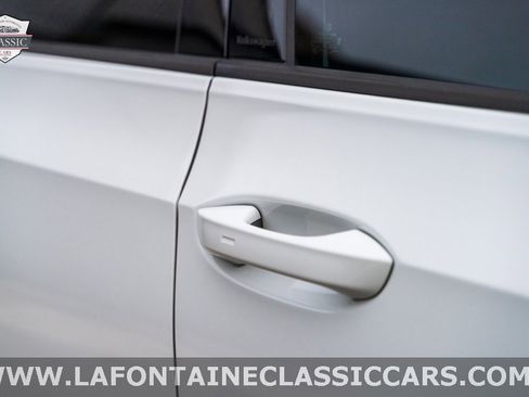 Used 2022 Volkswagen Golf R image 38