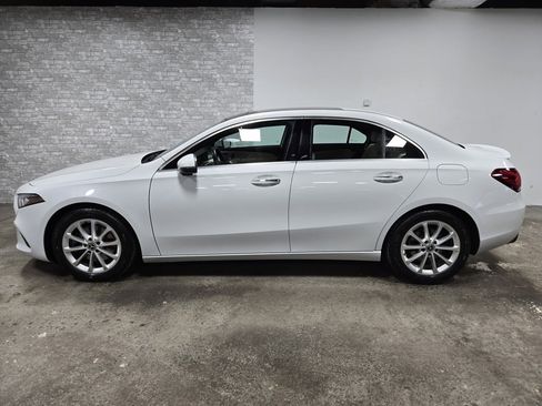Used 2020 Mercedes-Benz A 220 A 220 image 2
