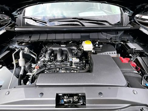 New 2026 Nissan Pathfinder Platinum w/ Accent Package image 16