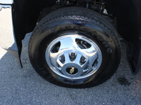 Used 2017 Chevrolet Silverado 3500 LTZ w/ Duramax Plus Package image 10