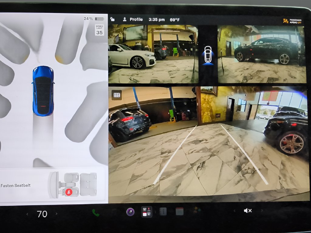 Used 2024 Tesla Model Y Performance AWD/4WD image 22