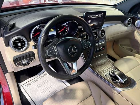 Used 2018 Mercedes-Benz GLC 300 4MATIC w/ Multimedia Package image 34