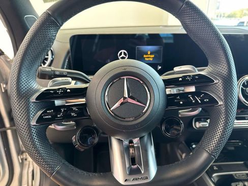 Used 2024 Mercedes-Benz GLB 35 AMG 4MATIC image 22