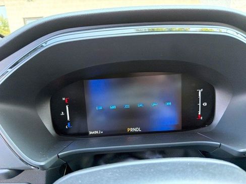 Used 2025 Ford Escape ST-Line Select AWD/4WD image 9