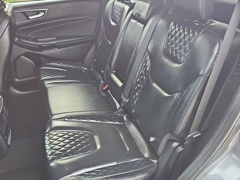 Used 2024 Ford Edge Titanium AWD/4WD image 15