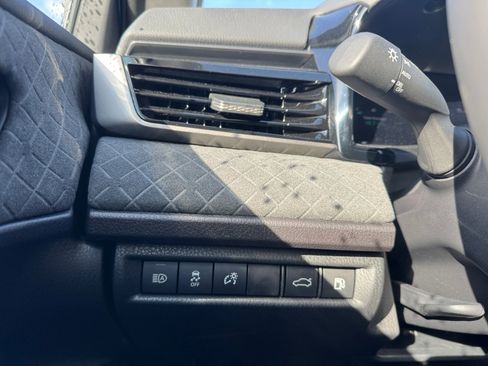 New 2026 Toyota Camry XLE AWD/4WD image 19