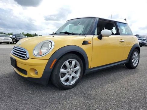 Used 2009 MINI Cooper Hardtop image 3
