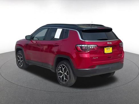Used 2025 Jeep Compass Limited AWD/4WD image 11