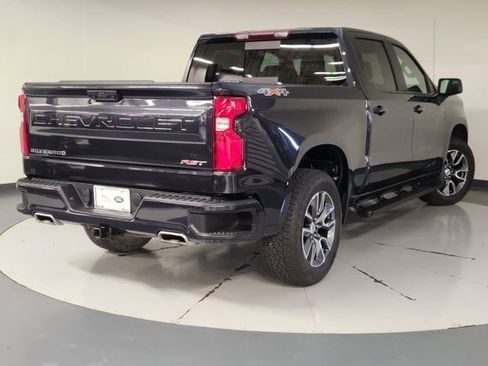 Used 2024 Chevrolet Silverado 1500 RST w/ Convenience Package II image 2