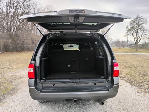 Used 2016 Ford Expedition EL XLT image 15