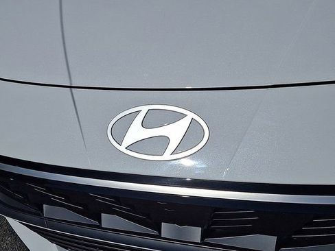 New 2026 Hyundai Elantra SEL Sport Premium FWD image 26