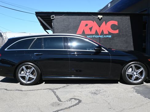 Used 2017 Mercedes-Benz E 400 4MATIC Wagon image 6