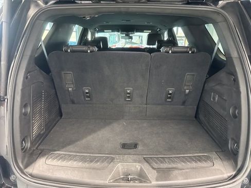 Used 2021 GMC Yukon SLT image 10