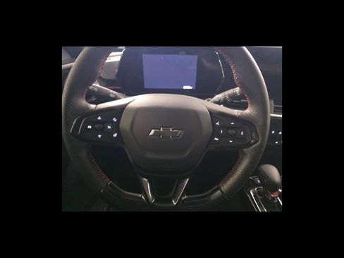 Used 2025 Chevrolet Trax RS w/ Driver Confidence Package FWD image 14