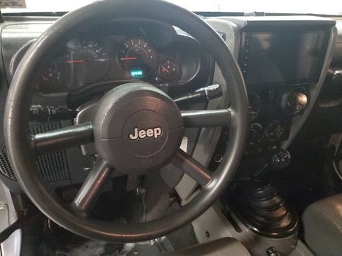 Used 2008 Jeep Wrangler X AWD/4WD image 16