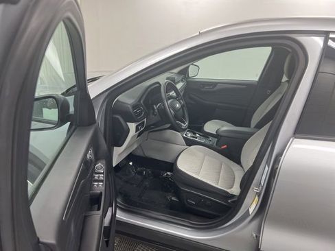 Used 2023 Ford Escape Active AWD/4WD image 12