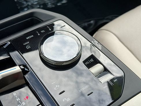 Used 2024 BMW iX xDrive50 w/ Sport Package image 21