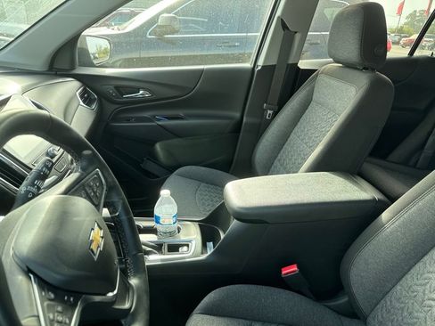 Used 2023 Chevrolet Equinox LT FWD image 7