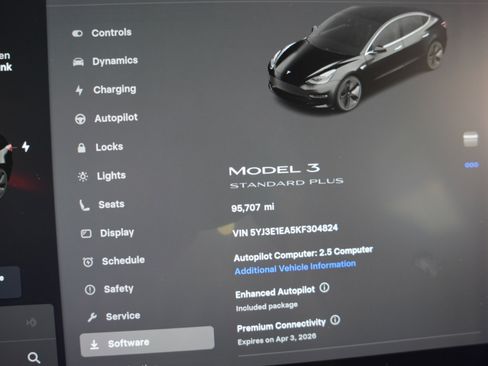 Used 2019 Tesla Model 3 Mid Range image 19