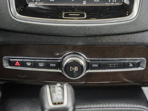 Used 2019 Volvo XC90 T6 Momentum w/ Advanced Package image 23