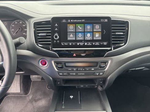 Used 2025 Honda Ridgeline RTL image 19
