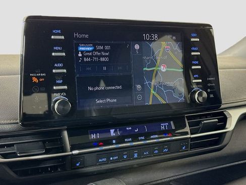 Certified 2022 Toyota Sienna XLE Woodland Edition AWD/4WD image 22