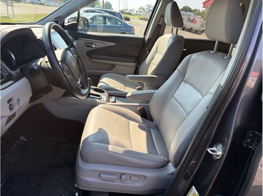 Used 2018 Honda Pilot EX-L image 12