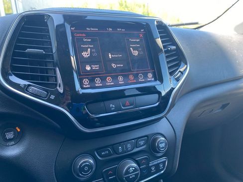 Certified 2019 Jeep Cherokee Limited AWD/4WD image 15