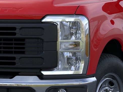 New 2026 Ford F350 XL w/ XL Chrome Package RWD image 18