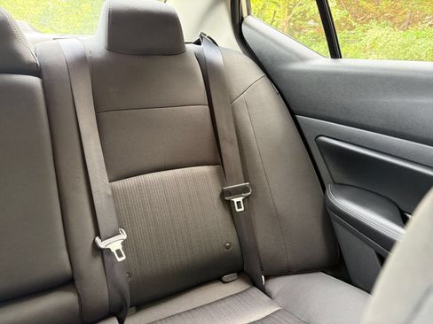 Used 2025 Nissan Altima 2.5 SV FWD image 37