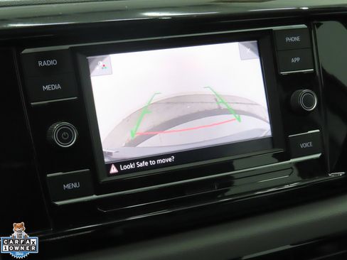 Used 2022 Volkswagen Taos S FWD image 19