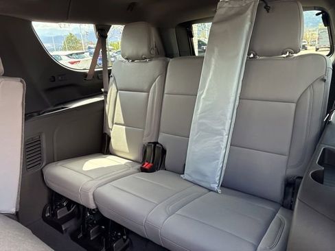 New 2026 Chevrolet Suburban LT w/ Comfort Package AWD/4WD image 10