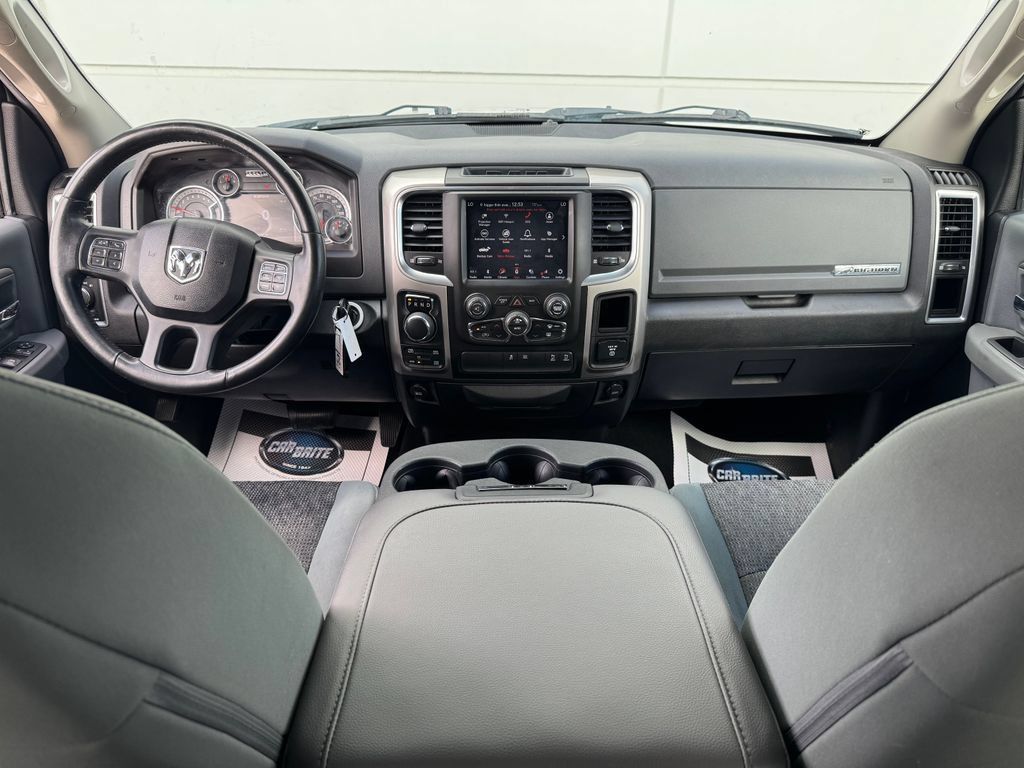 Used 2019 RAM 1500 Big Horn AWD/4WD image 9