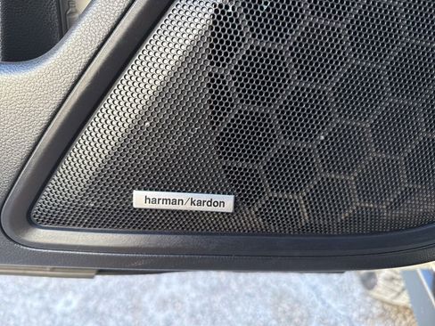 Used 2022 Subaru Outback Limited image 18