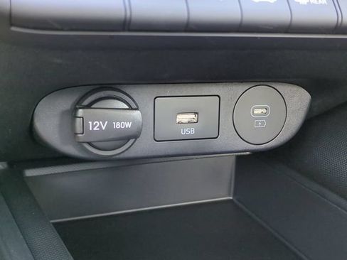 New 2026 Hyundai Elantra SE FWD image 19