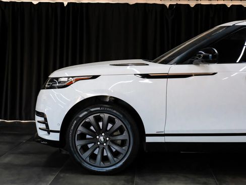 Used 2018 Land Rover Range Rover Velar R-Dynamic SE AWD/4WD image 13