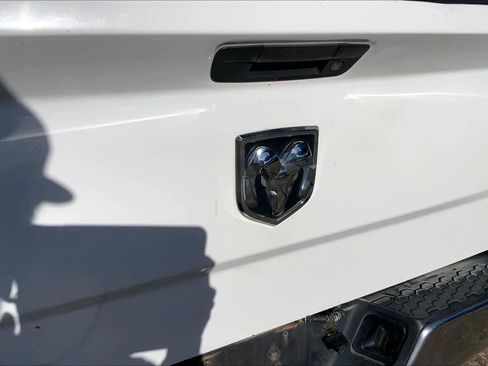 Used 2014 RAM 1500 Tradesman w/ Power & Remote Entry Group image 23