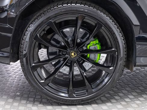 Used 2022 Lamborghini Urus AWD/4WD image 58